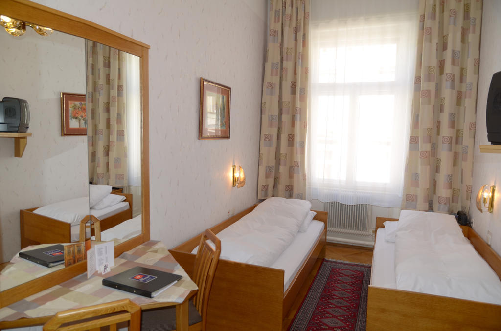 Schweizer Pension Solderer Viena Quarto foto