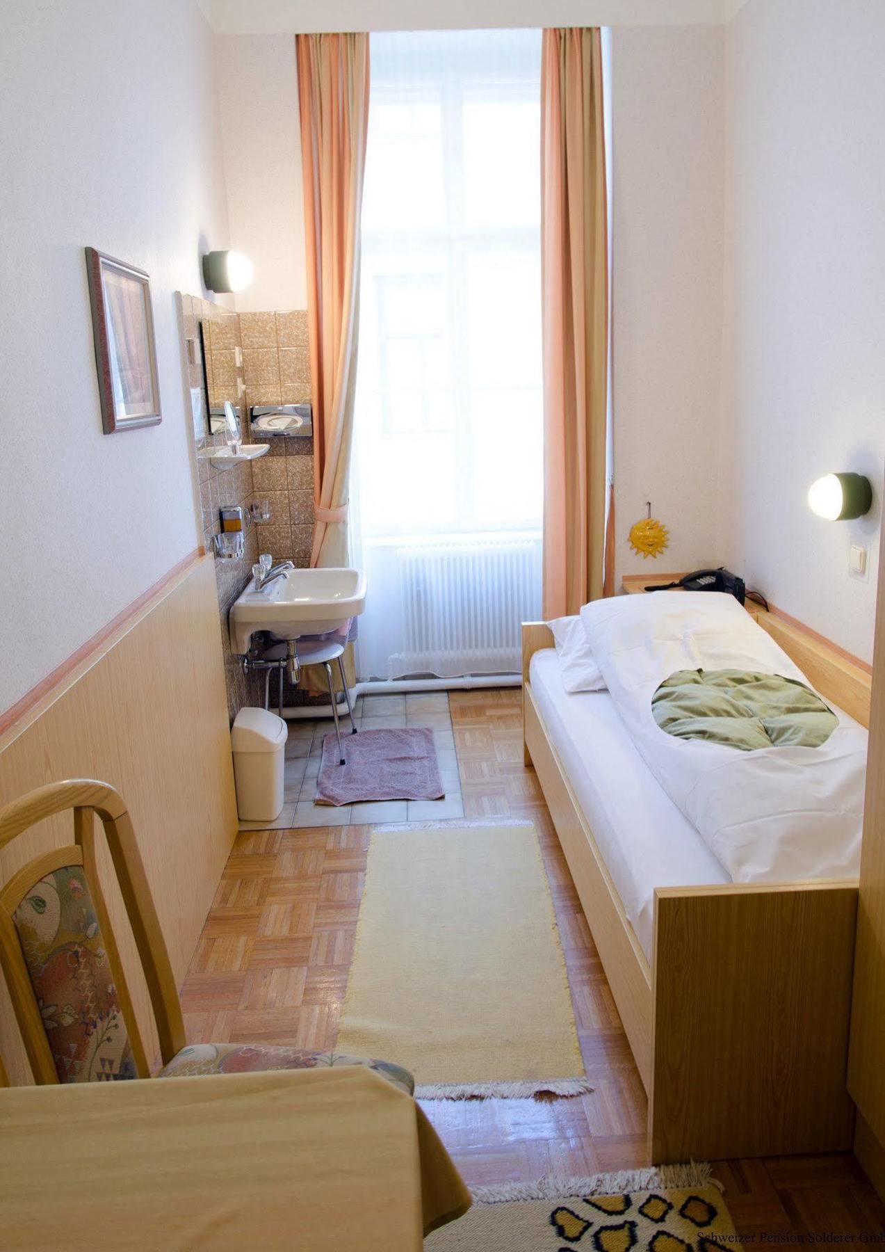 Schweizer Pension Solderer Viena Exterior foto