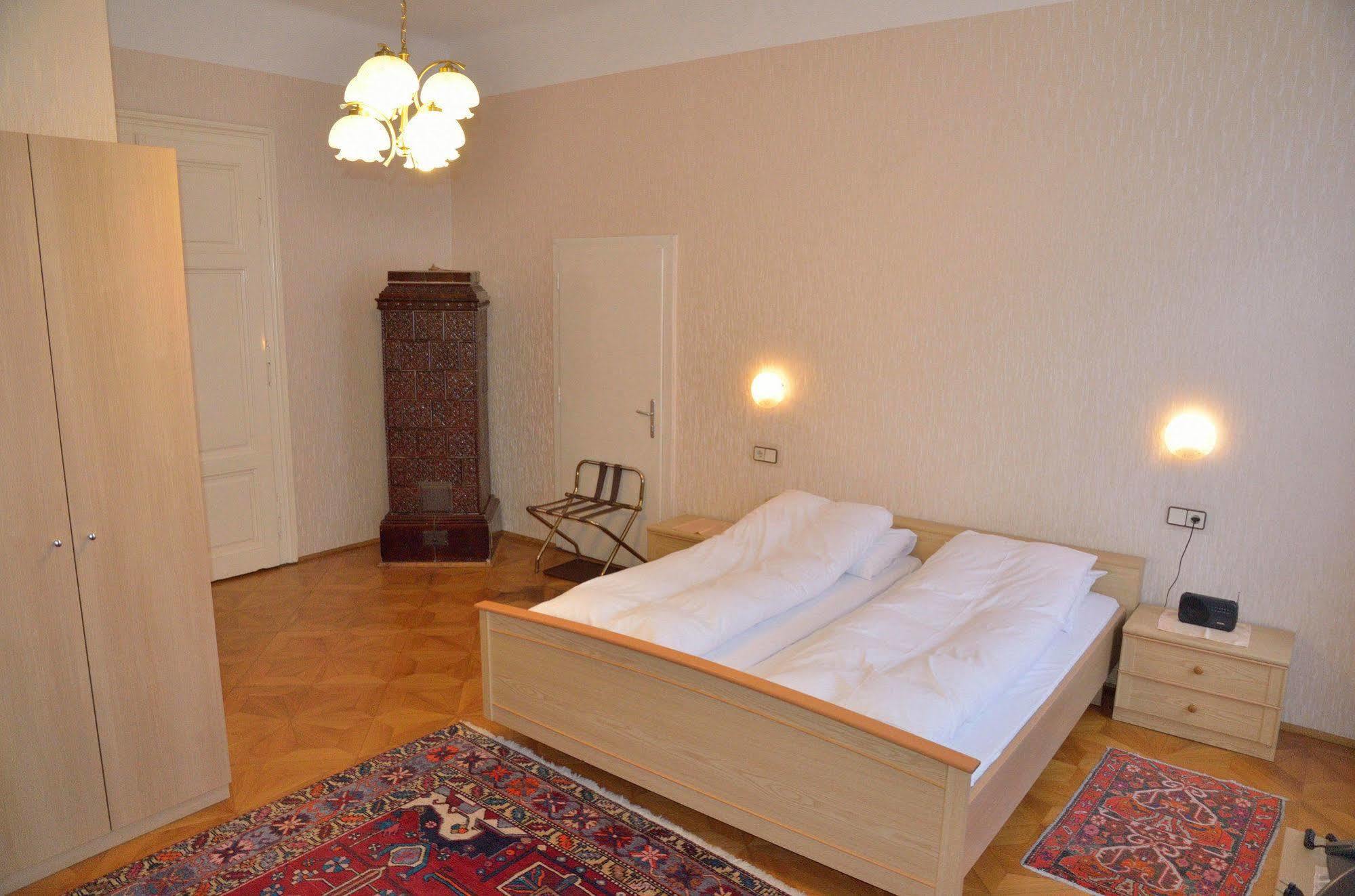 Schweizer Pension Solderer Viena Exterior foto
