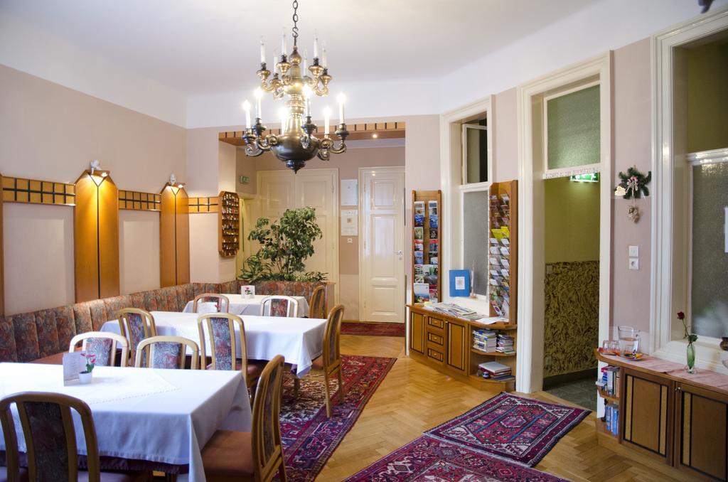 Schweizer Pension Solderer Viena Exterior foto